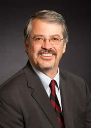 ˼��ȫ�򸱿�������Ӌ����ϯ���g(sh��)��Lew Tucker